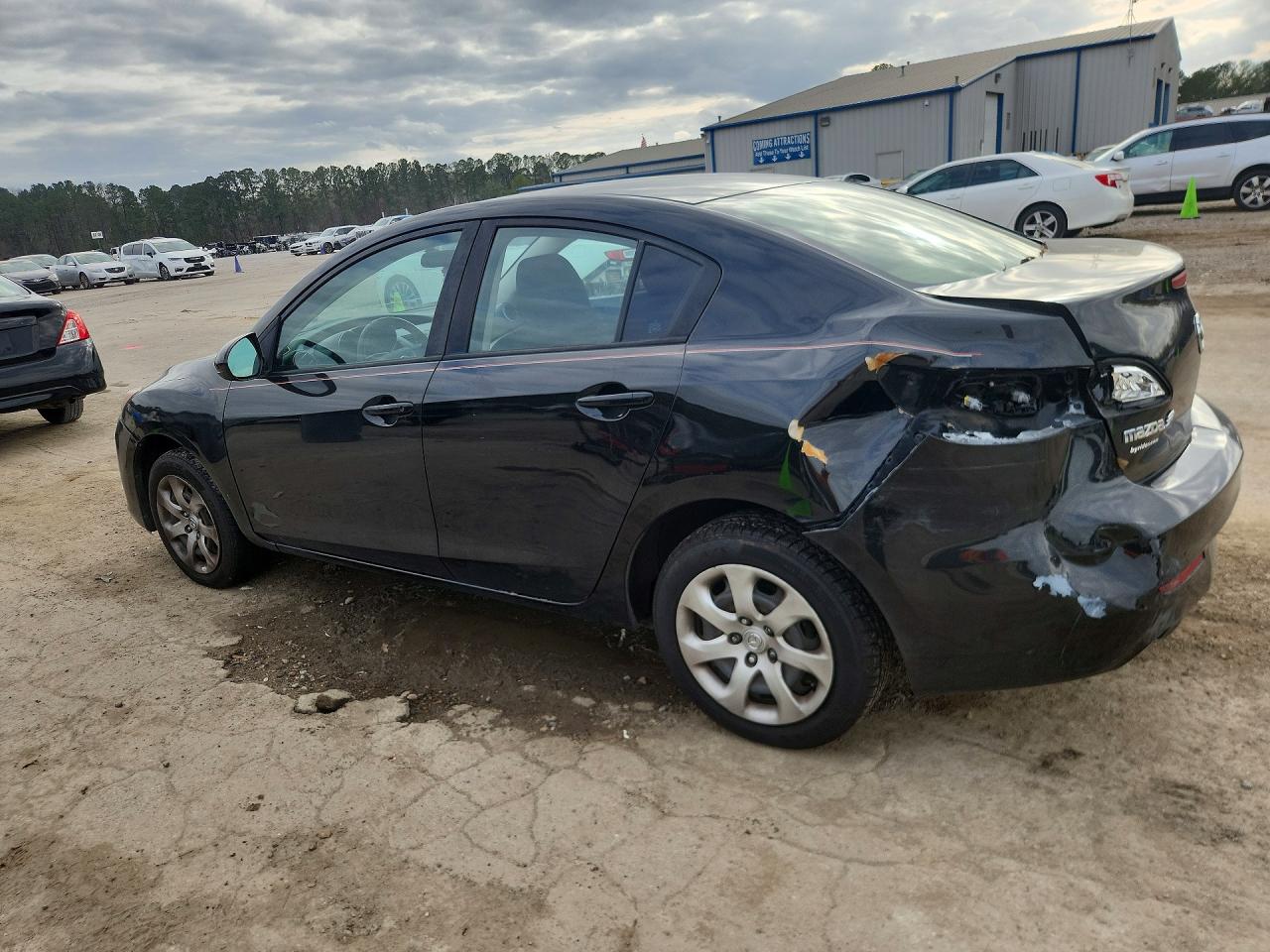 2013 MAZDA 3