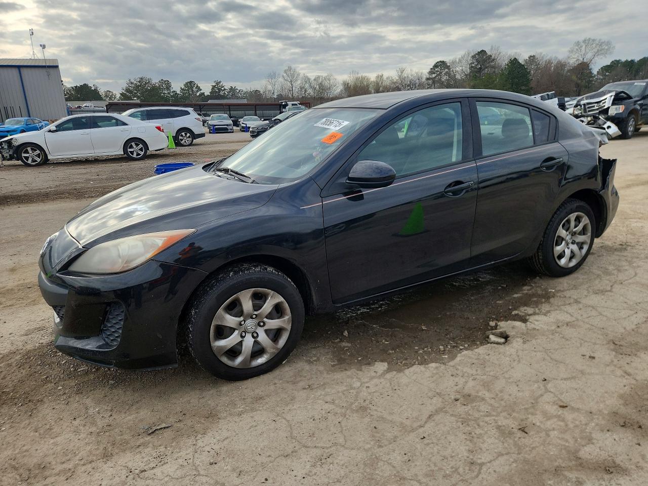 2013 MAZDA 3