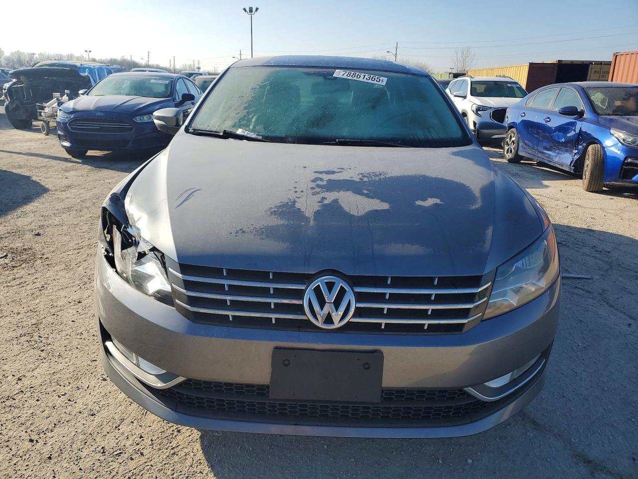 2015 VOLKSWAGEN PASSAT