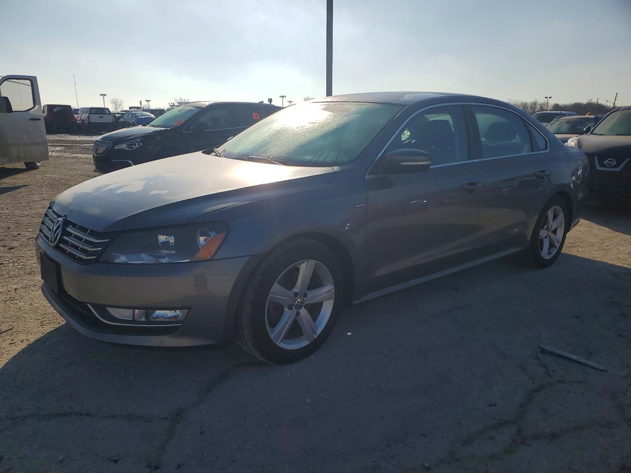 2015 VOLKSWAGEN PASSAT