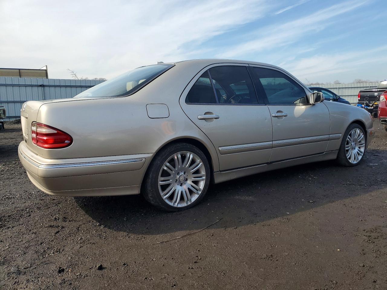 2001 MERCEDES-BENZ E-CLASS