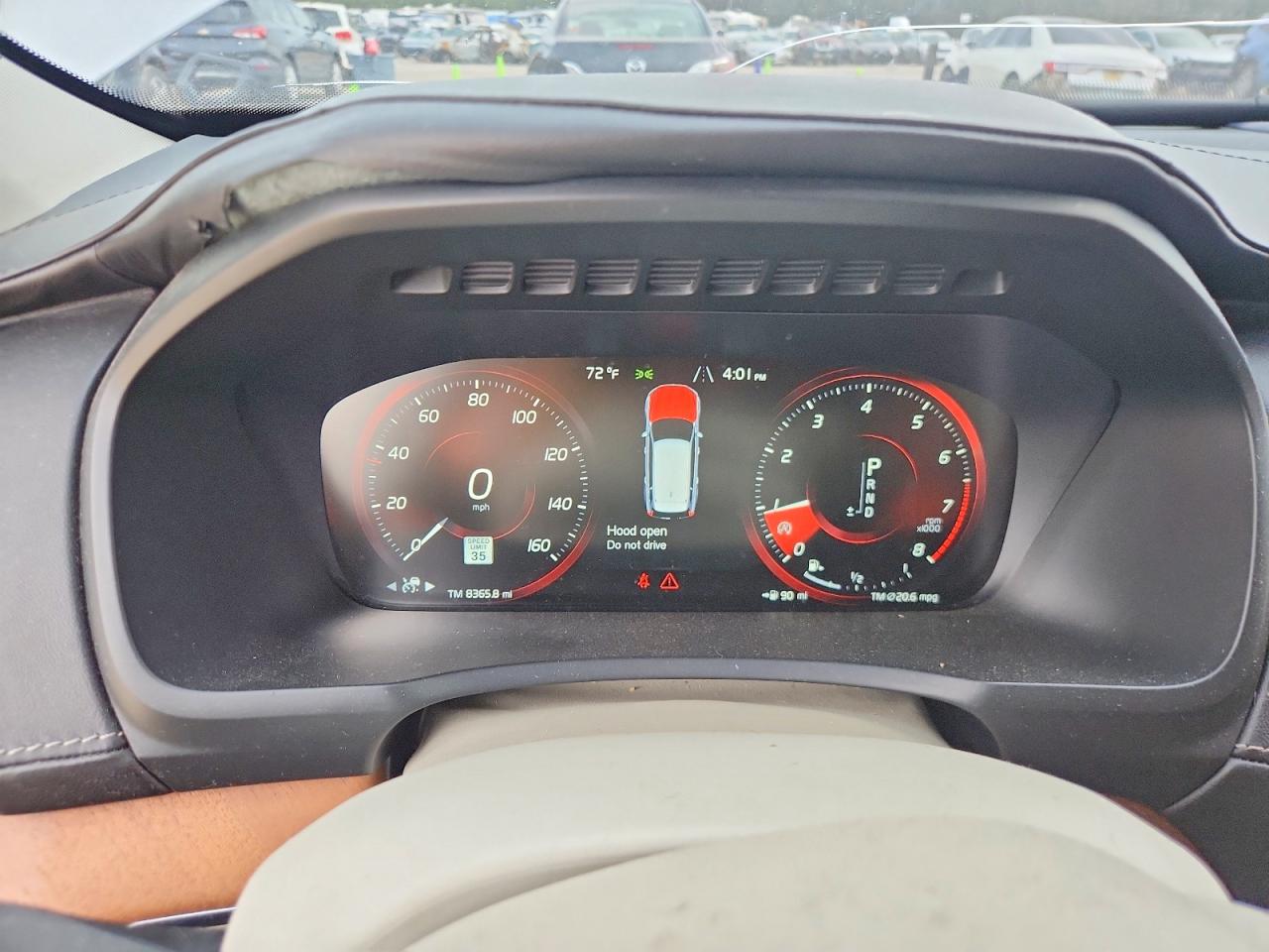2017 VOLVO XC90