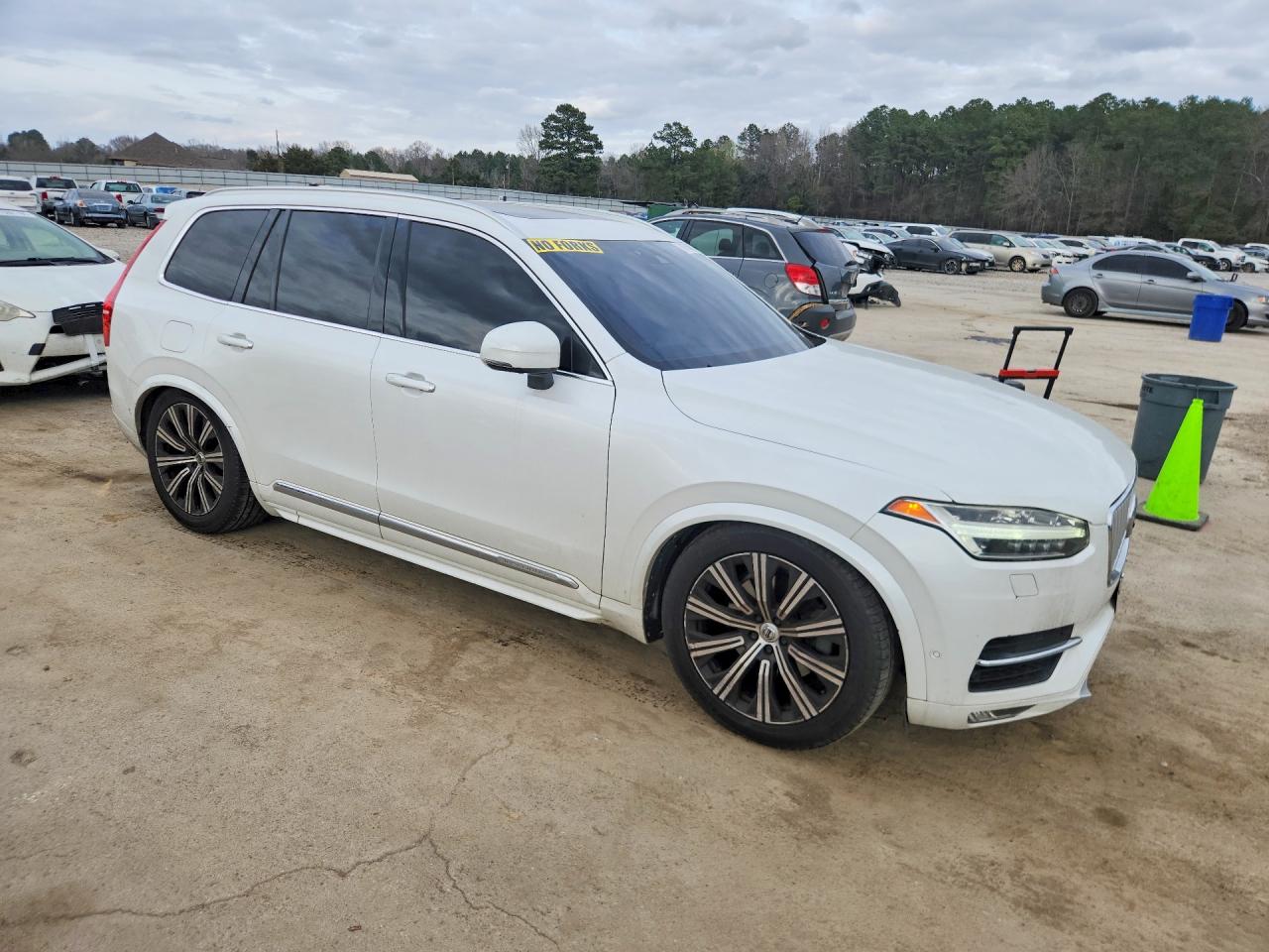 2017 VOLVO XC90