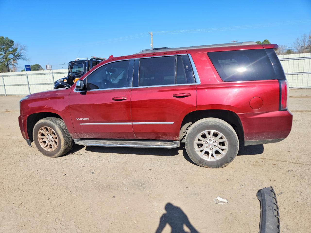 2016 GMC YUKON