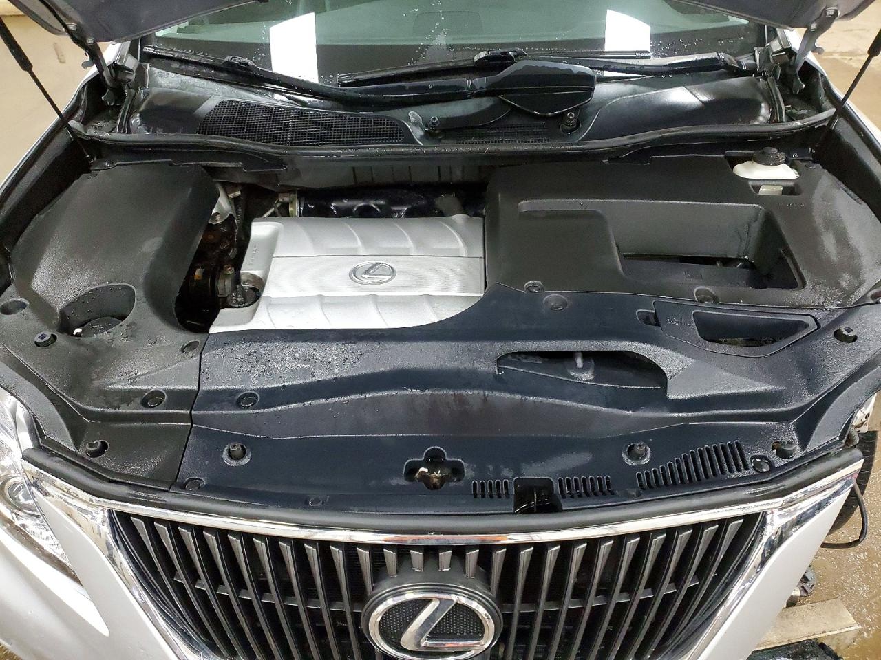 2010 LEXUS RX350