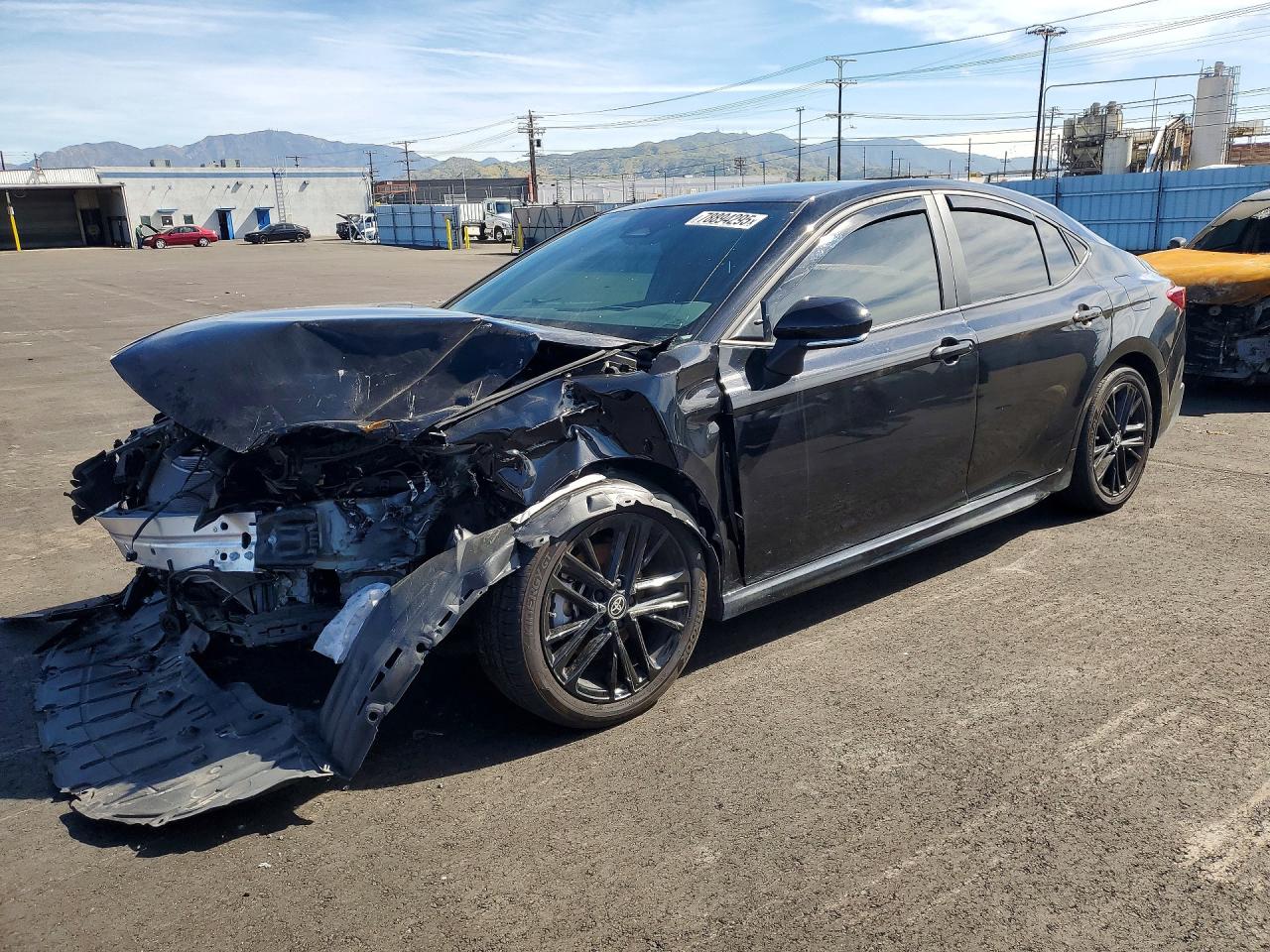 2025 TOYOTA CAMRY