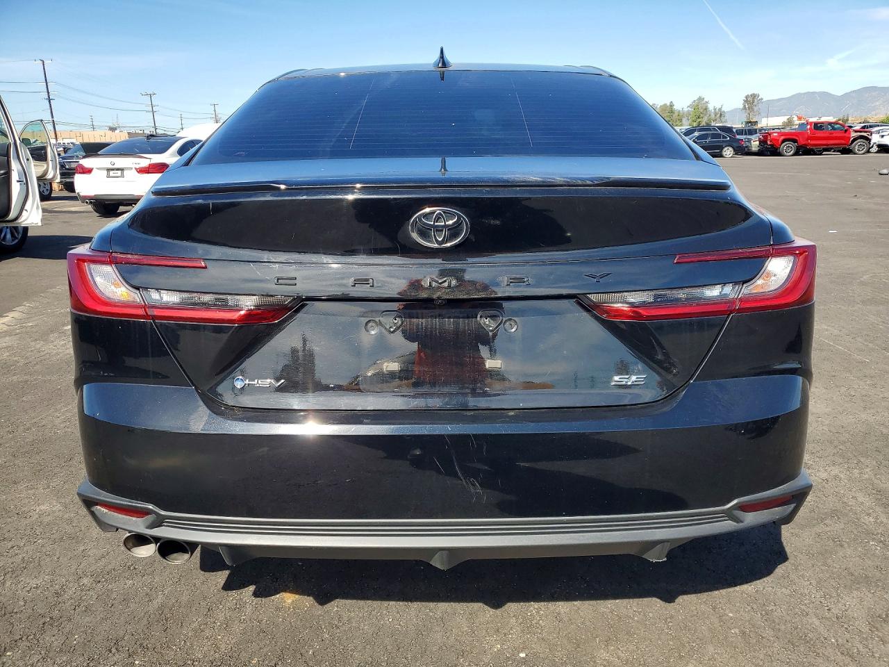 2025 TOYOTA CAMRY