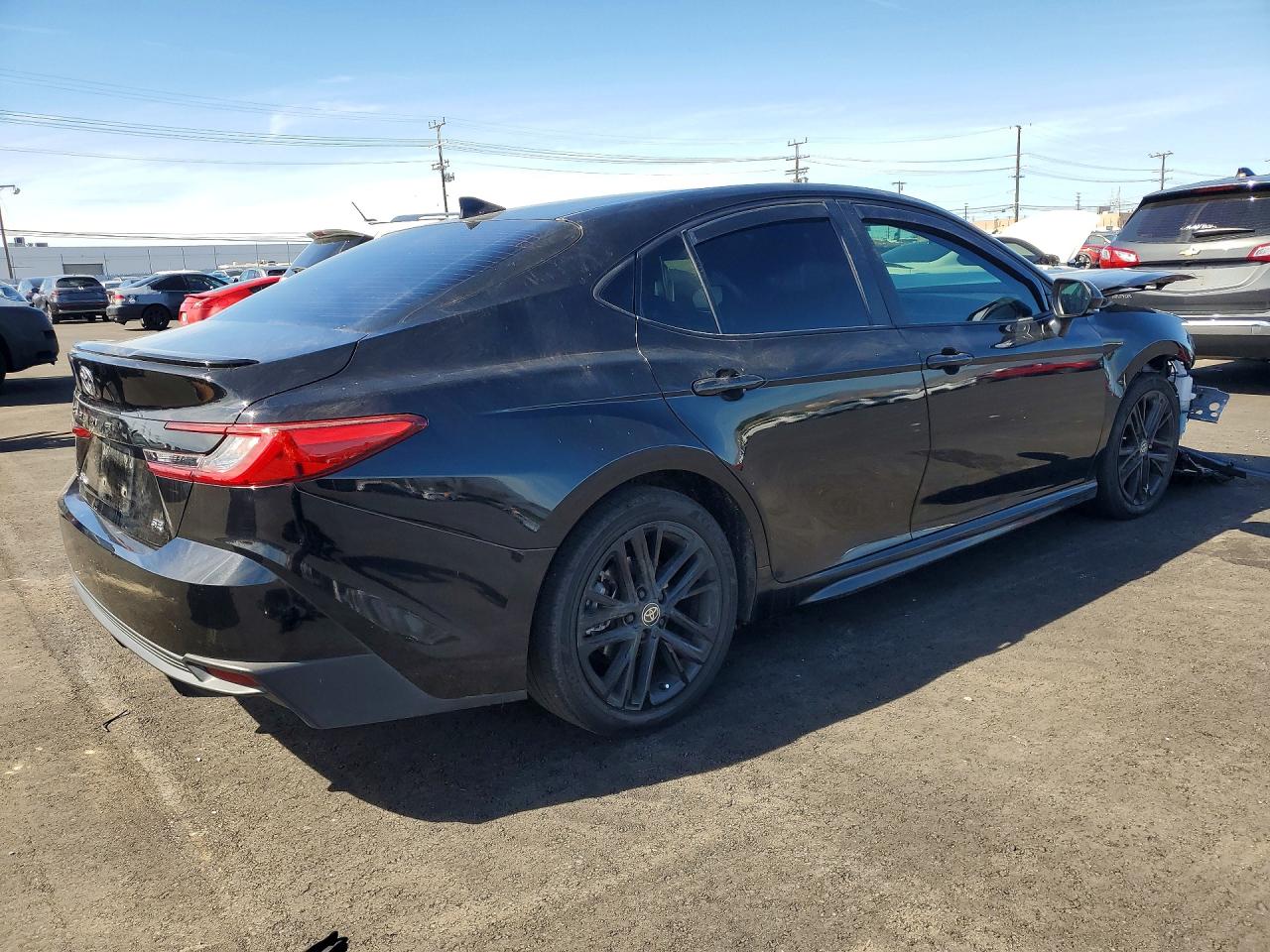 2025 TOYOTA CAMRY