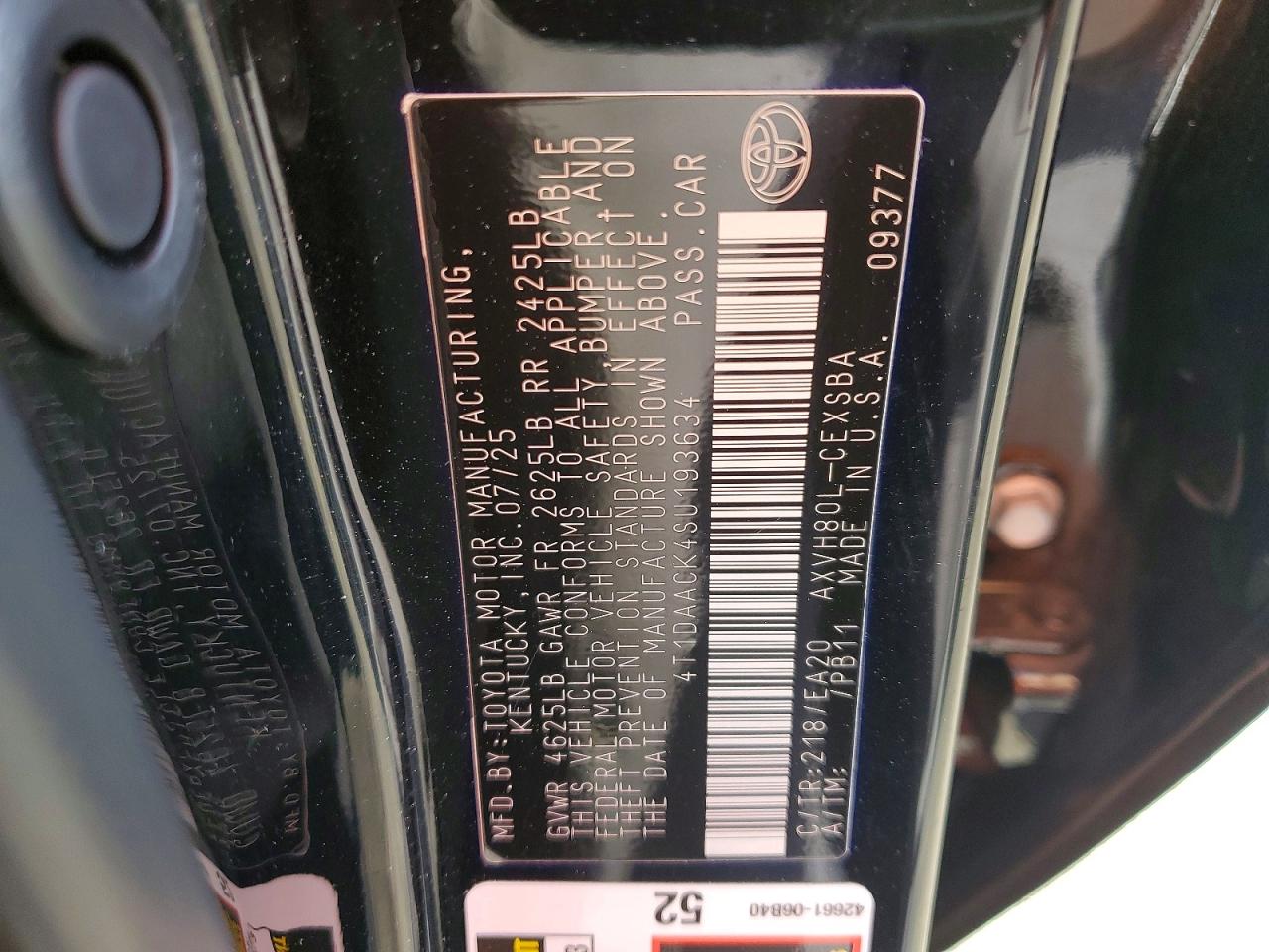 2025 TOYOTA CAMRY