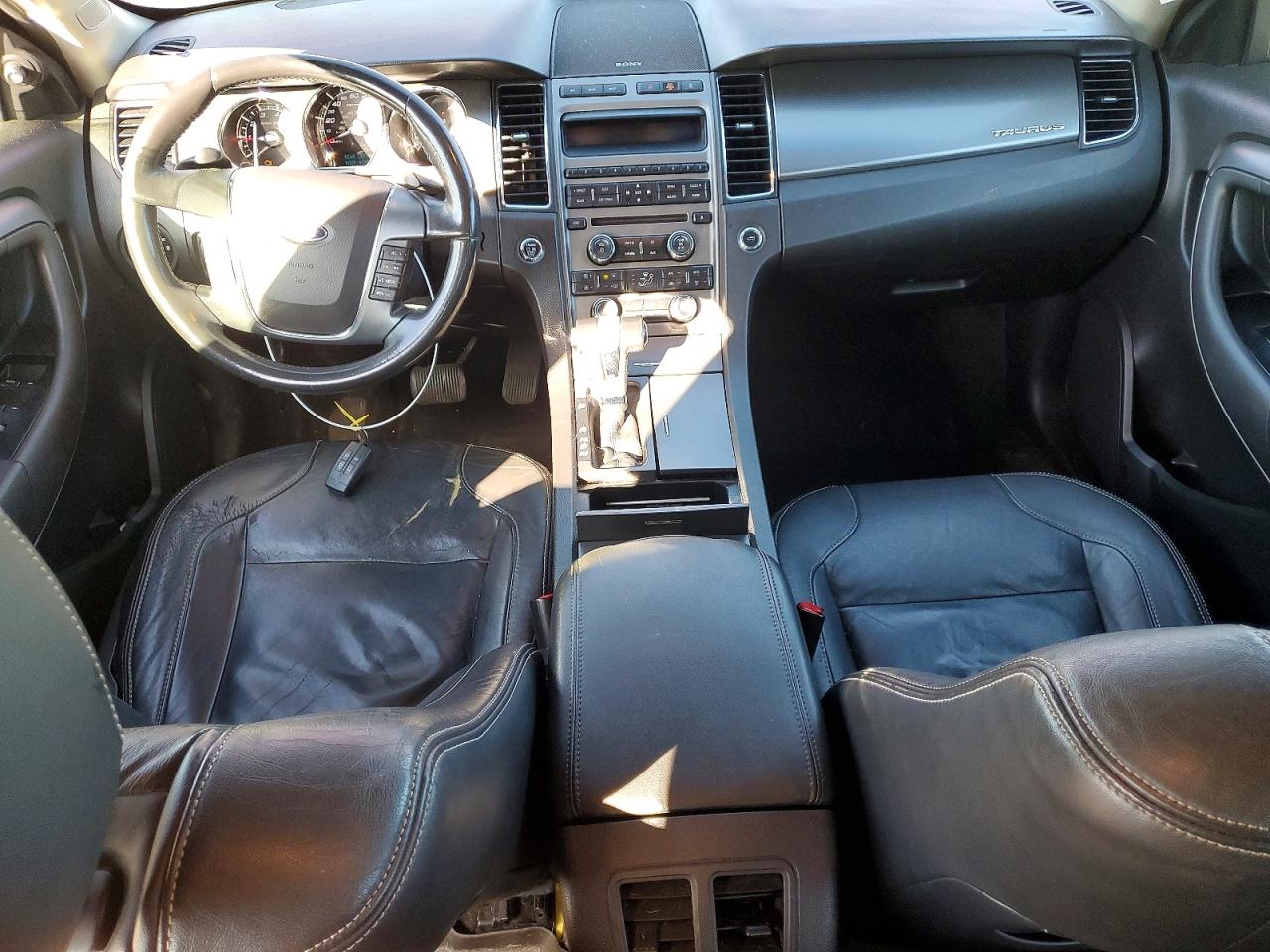 2010 FORD TAURUS