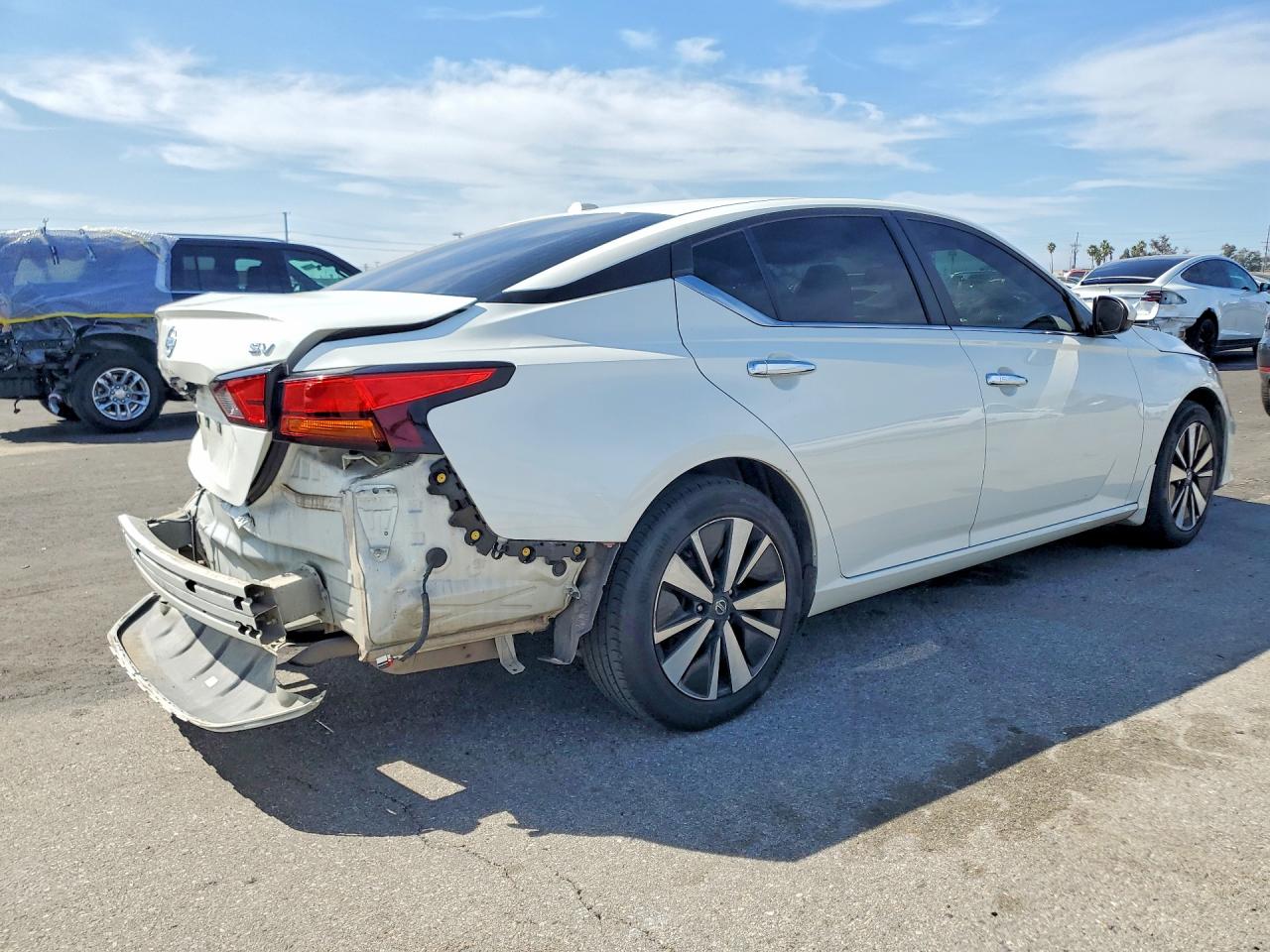 2022 NISSAN ALTIMA