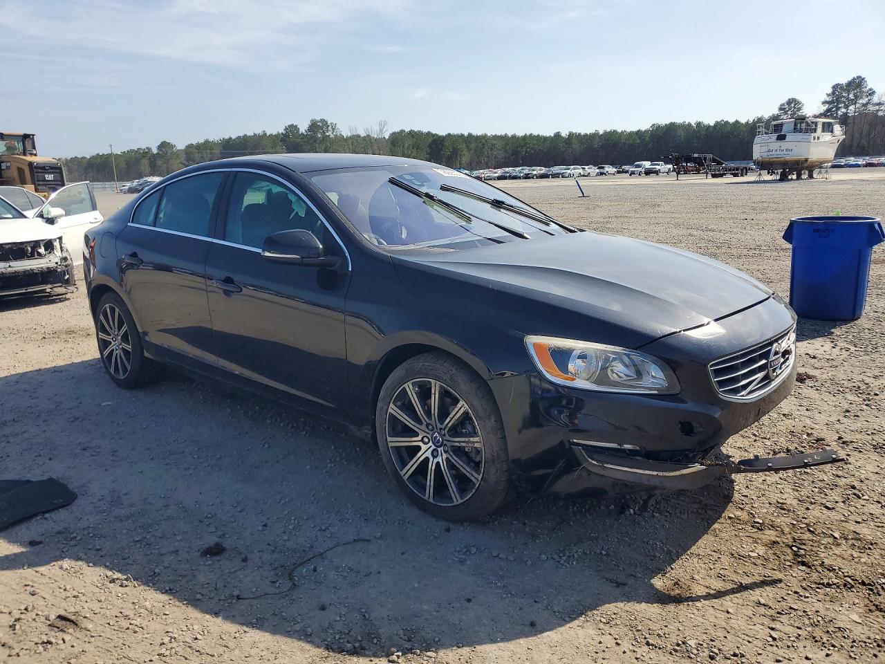 2017 VOLVO S60