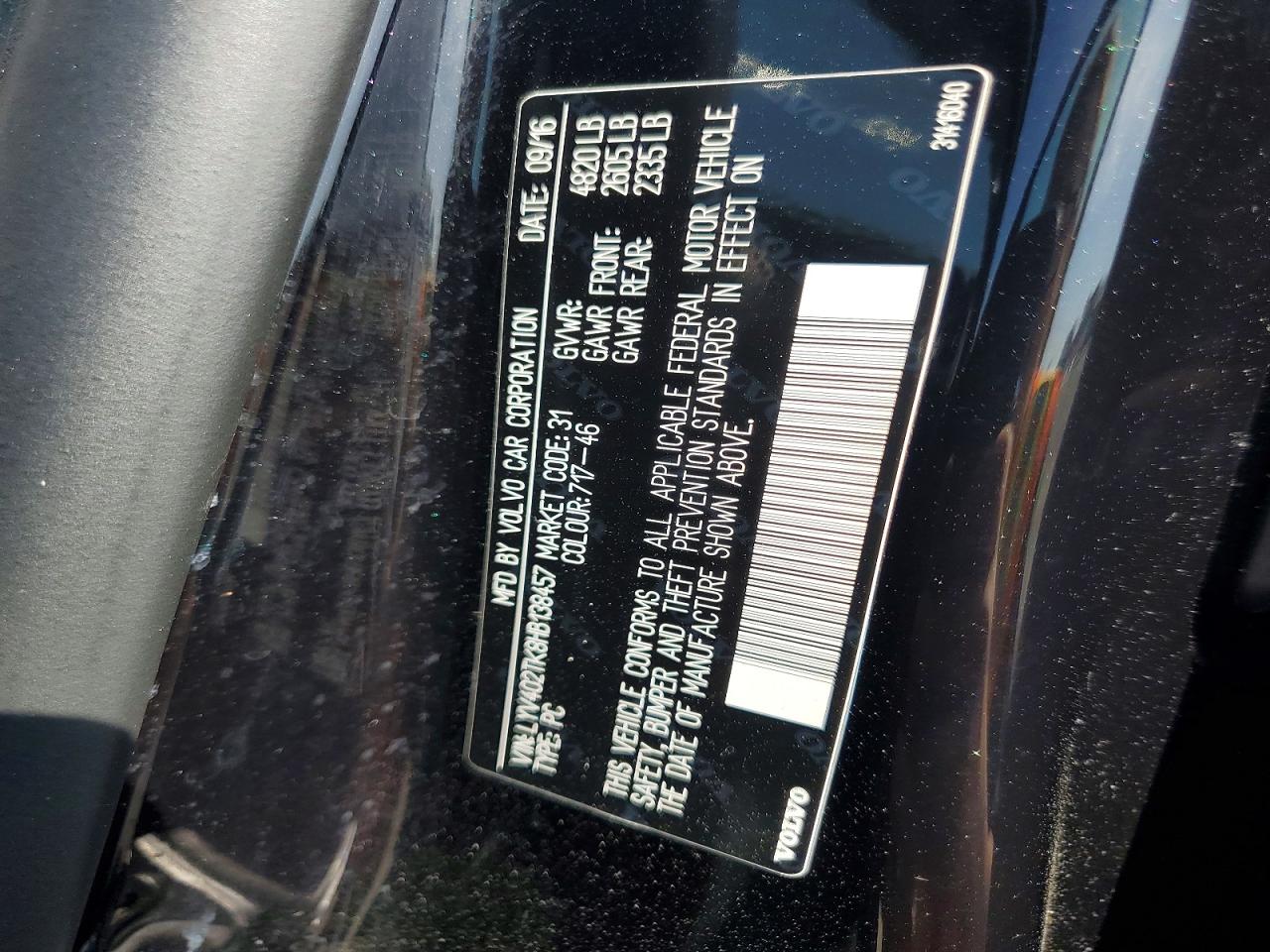 2017 VOLVO S60