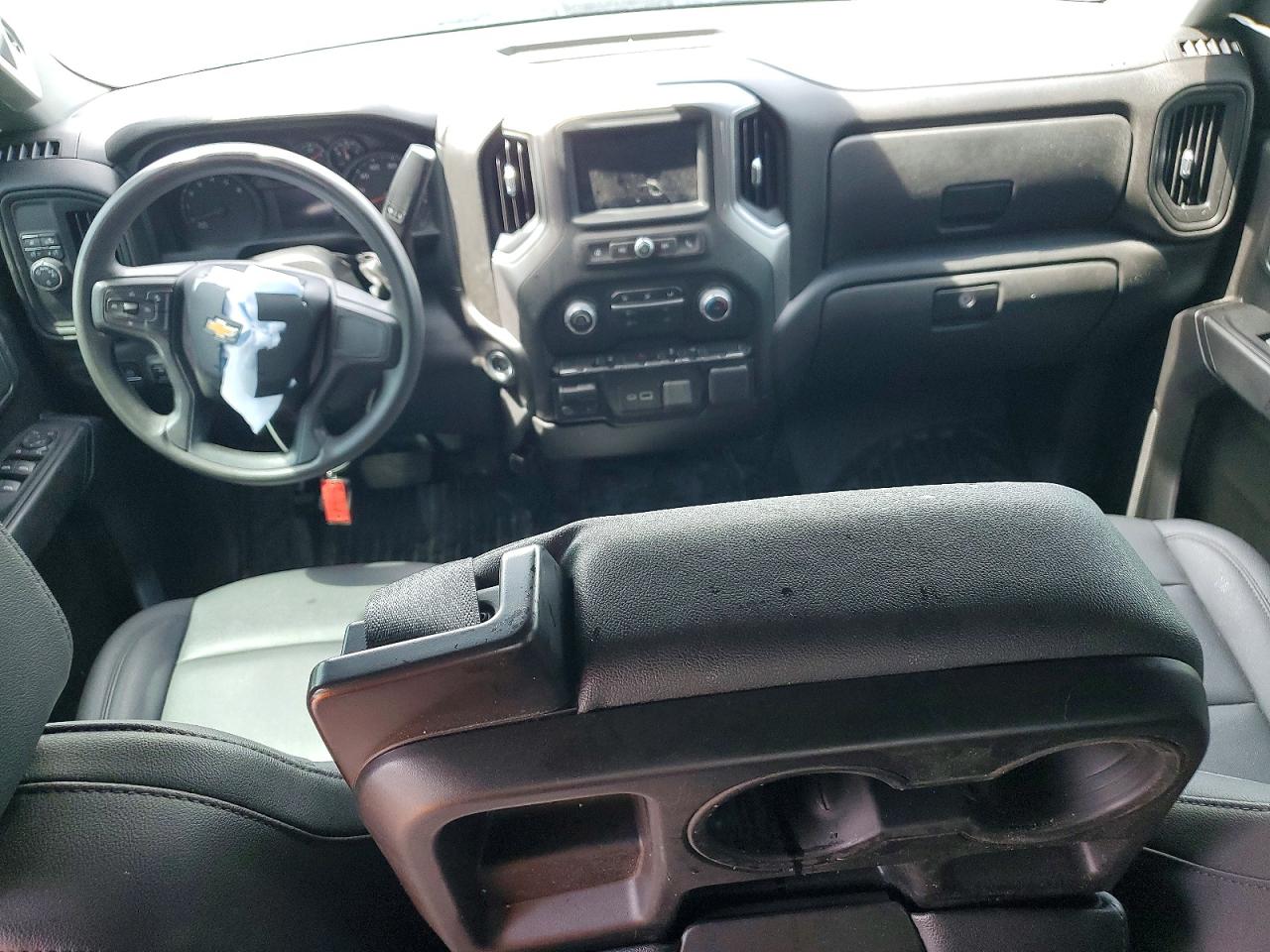 2024 CHEVROLET SILVERADO