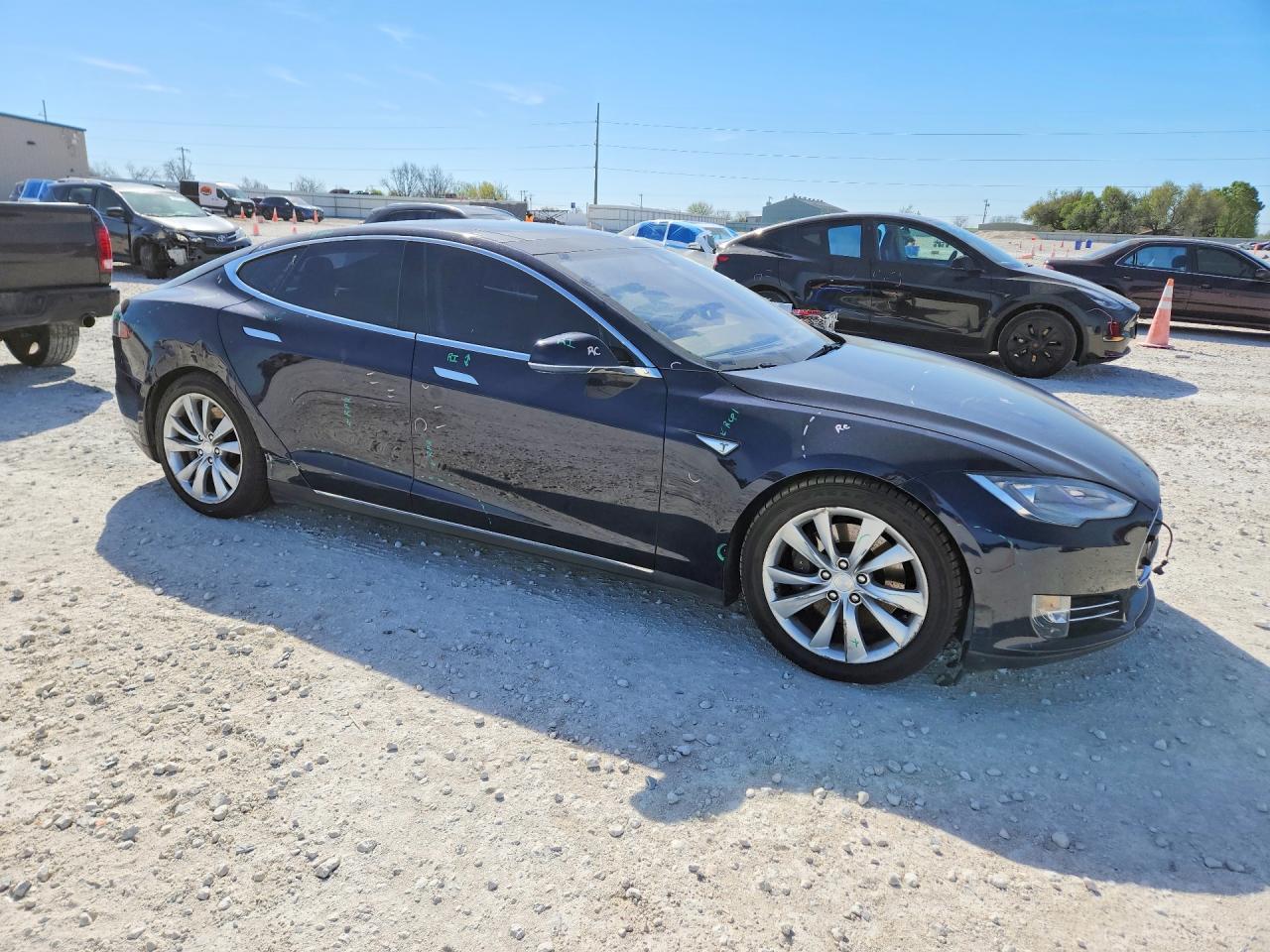 2015 TESLA MODEL S