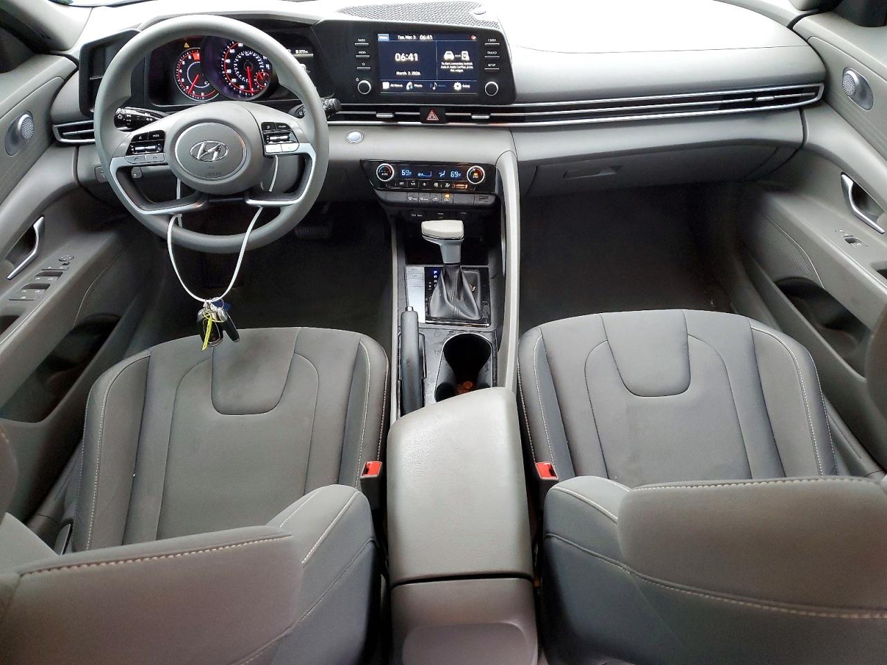 2023 HYUNDAI ELANTRA