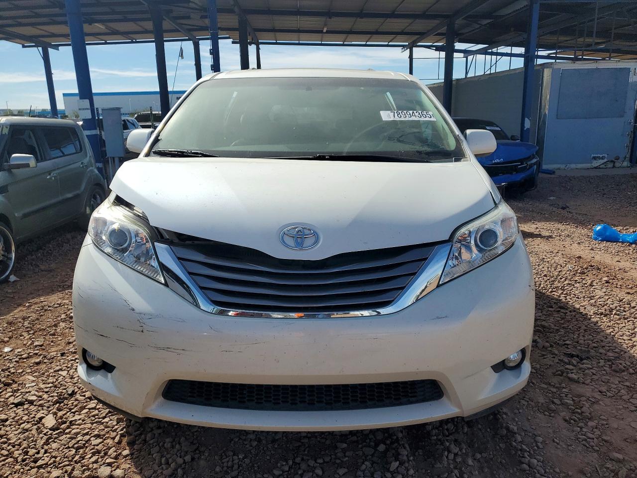 2015 TOYOTA SIENNA