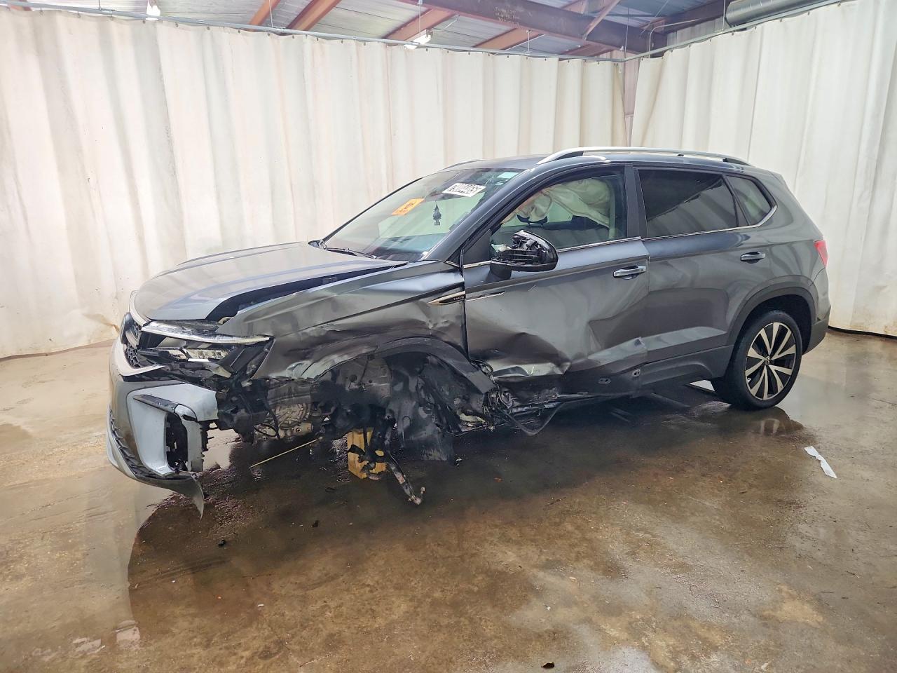 2022 VOLKSWAGEN TAOS