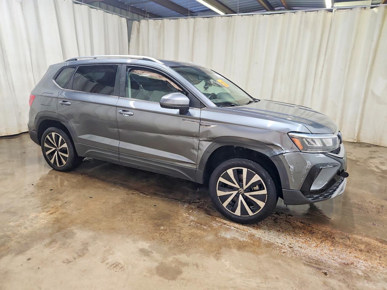 2022 VOLKSWAGEN TAOS