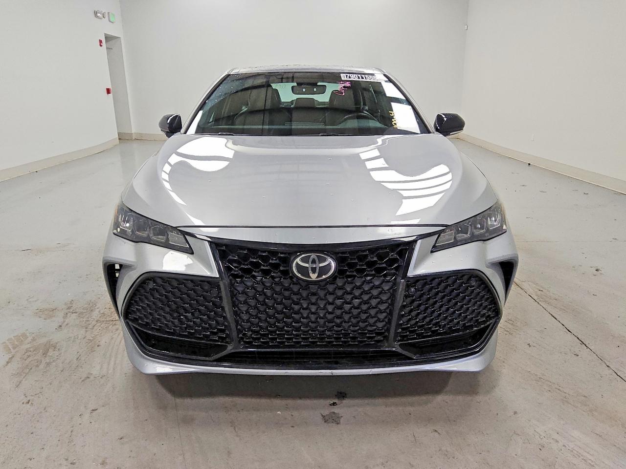 2019 TOYOTA AVALON