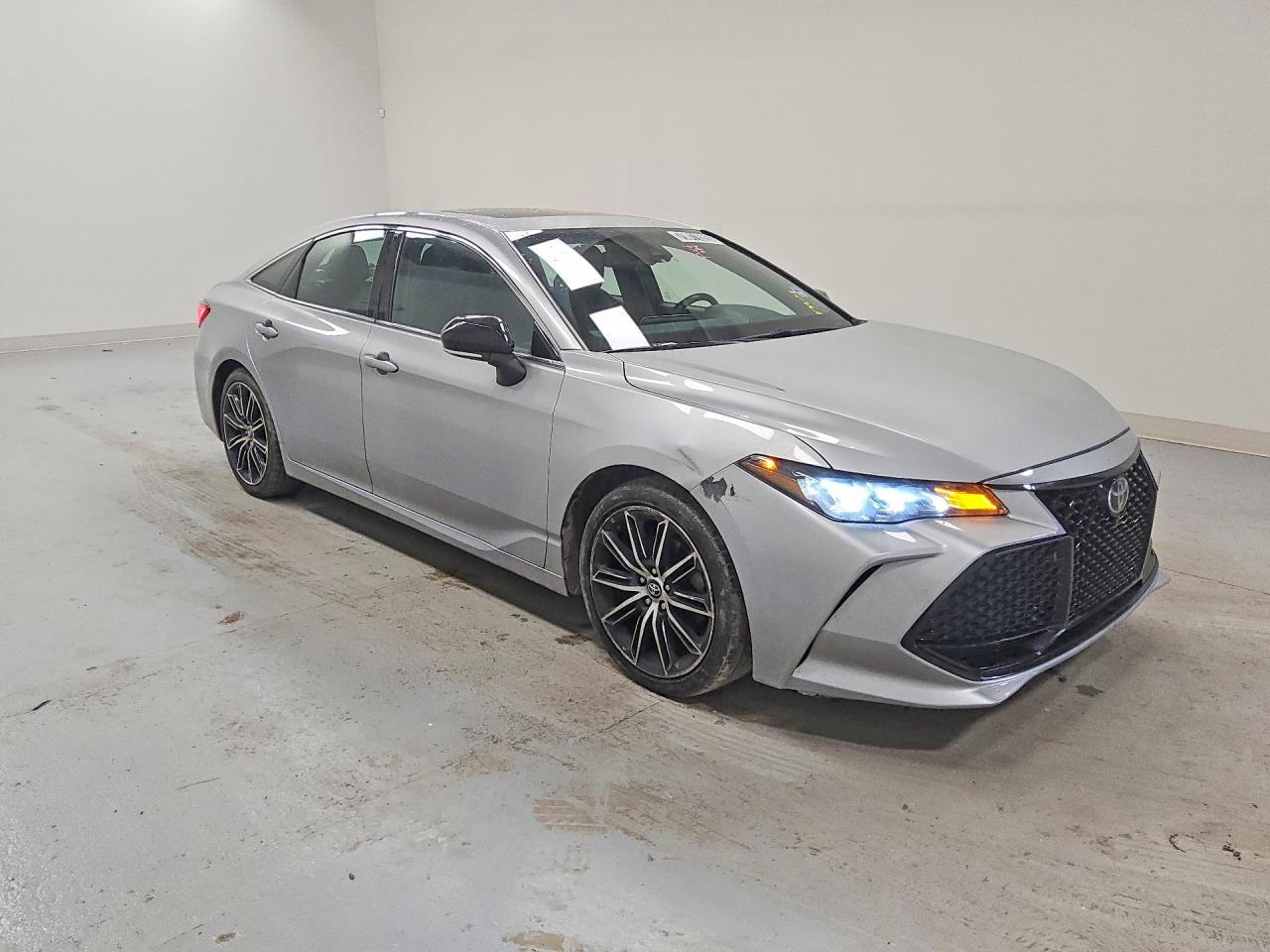 2019 TOYOTA AVALON