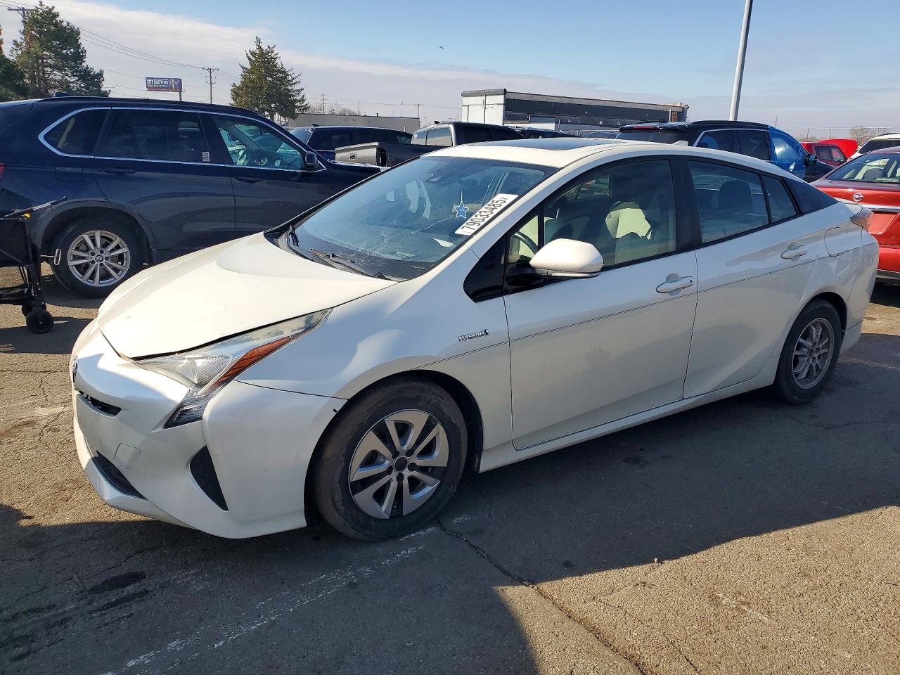 2016 TOYOTA PRIUS