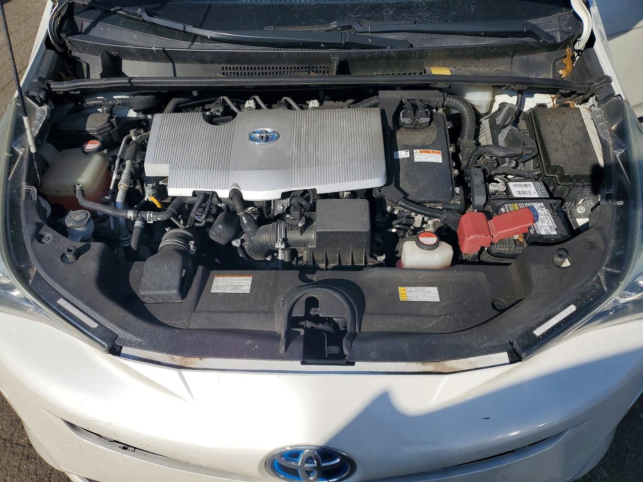 2016 TOYOTA PRIUS