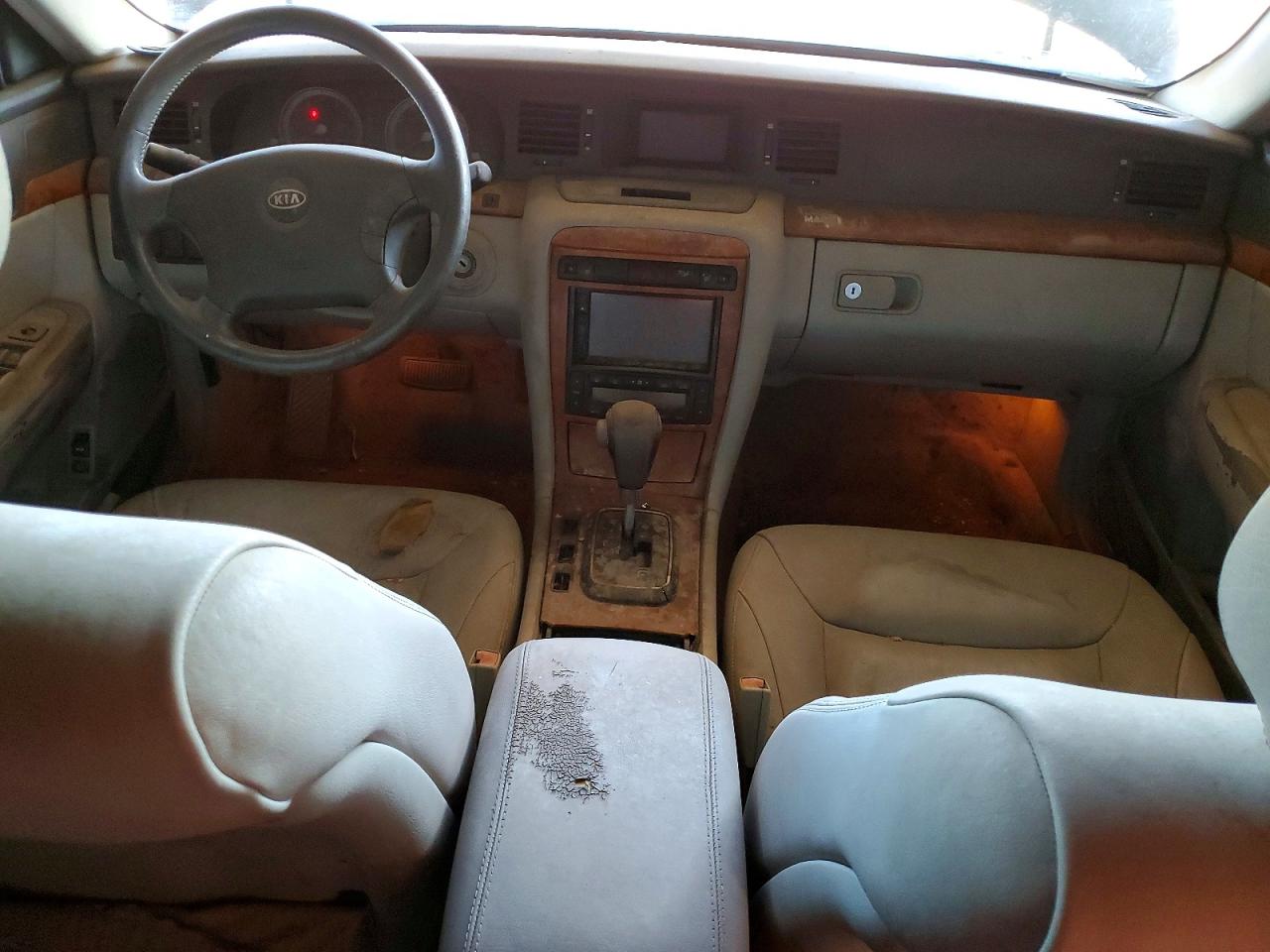 2004 KIA AMANTI
