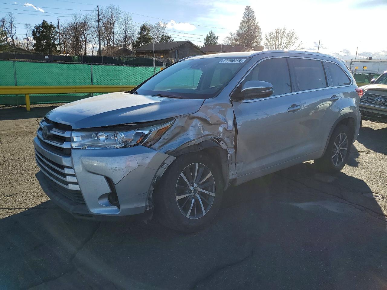2017 TOYOTA HIGHLANDER