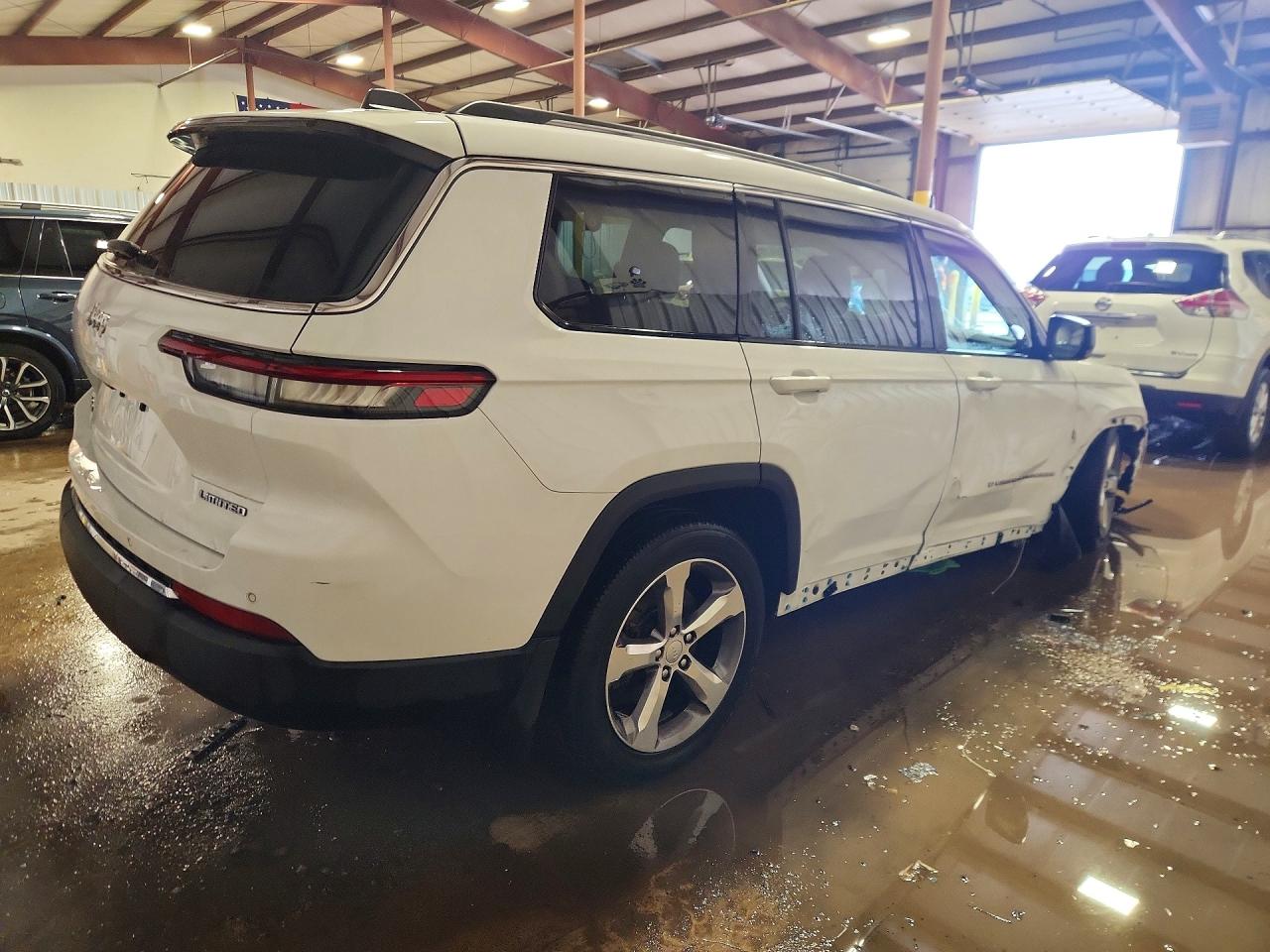 2022 JEEP CHEROKEE