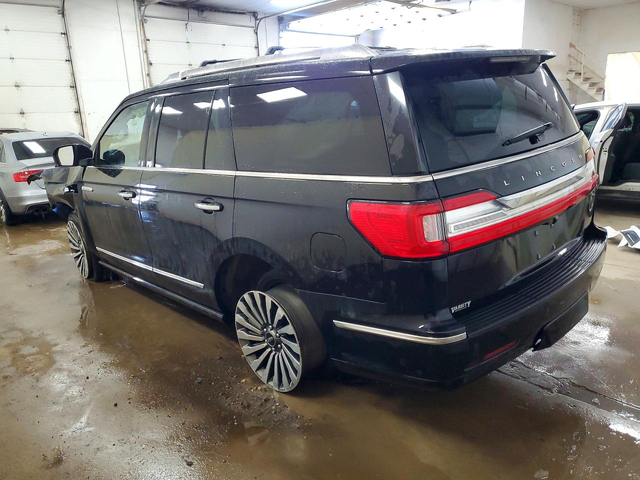 2019 LINCOLN NAVIGATOR