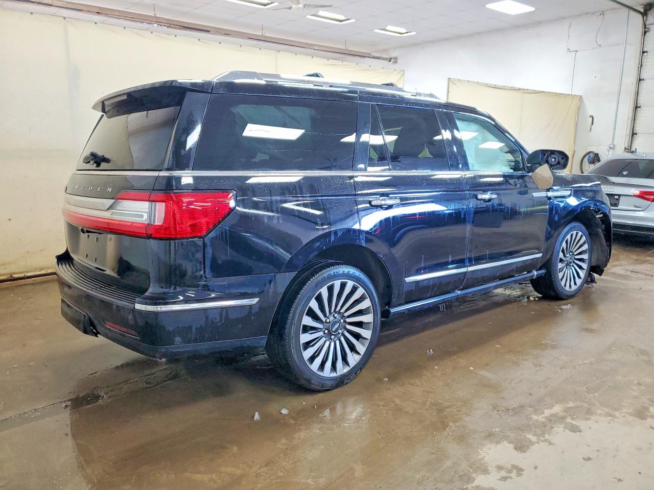 2019 LINCOLN NAVIGATOR