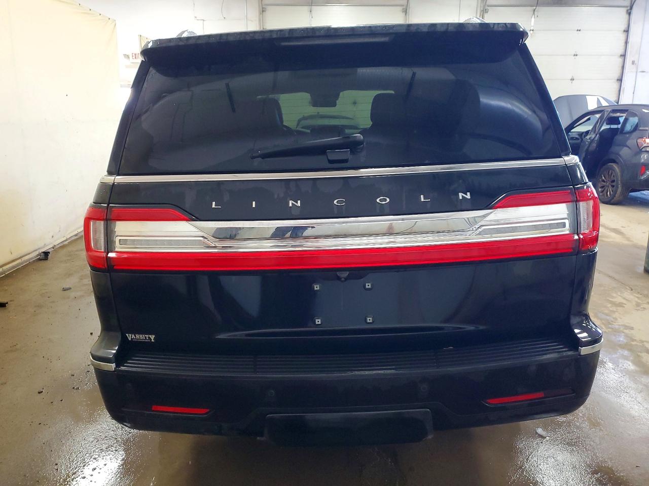 2019 LINCOLN NAVIGATOR