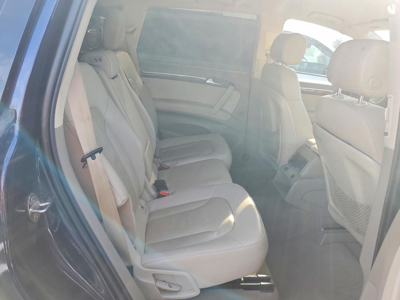 2015 AUDI Q7