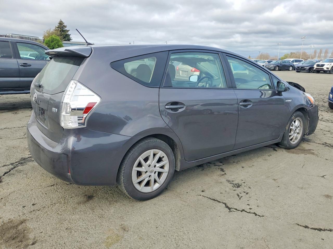 2014 TOYOTA PRIUS