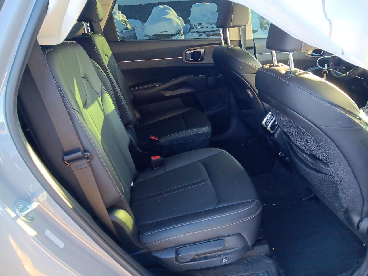 2023 KIA SORENTO