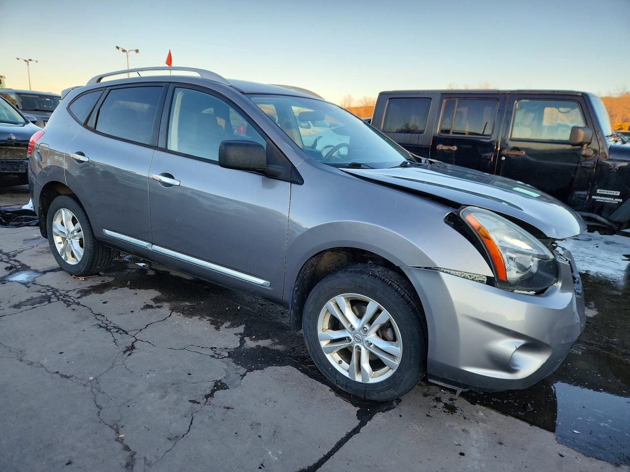 2015 NISSAN ROGUE