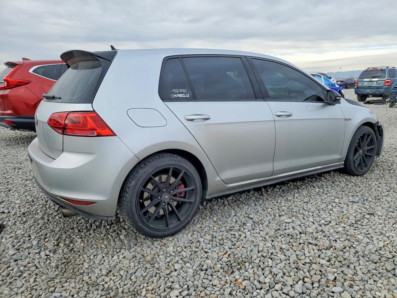 2017 VOLKSWAGEN GTI