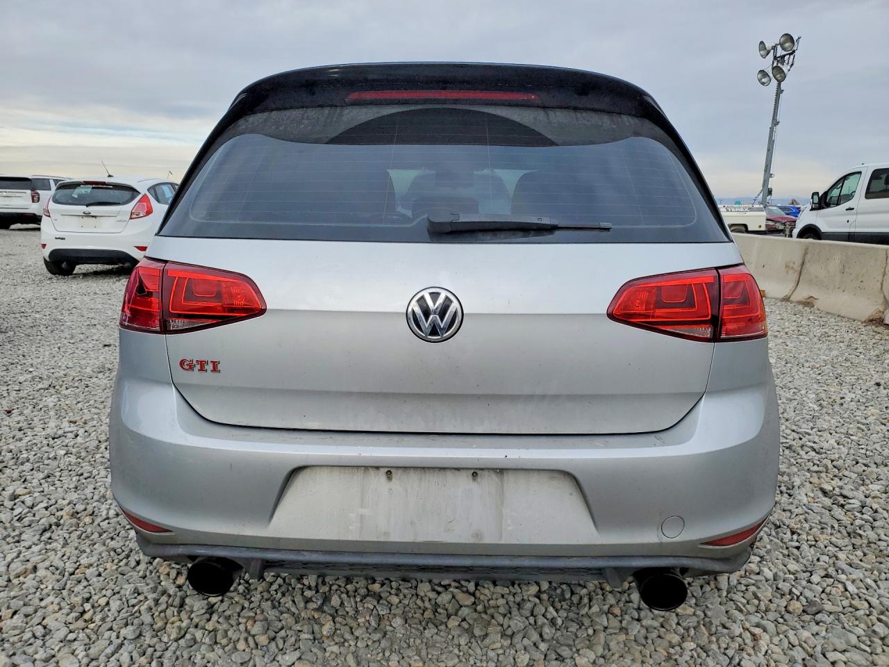 2017 VOLKSWAGEN GTI