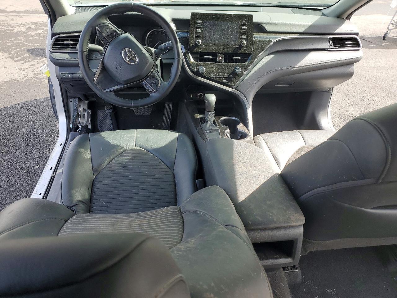 2024 TOYOTA CAMRY
