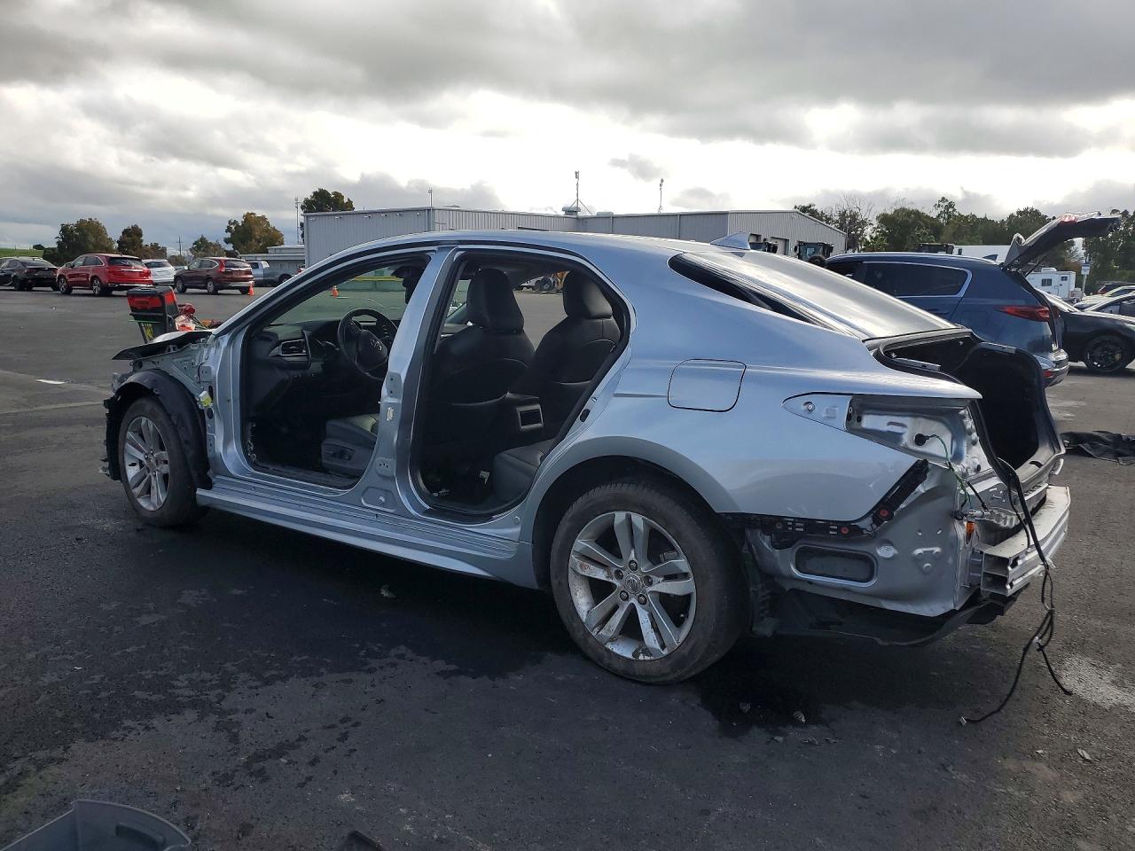 2024 TOYOTA CAMRY
