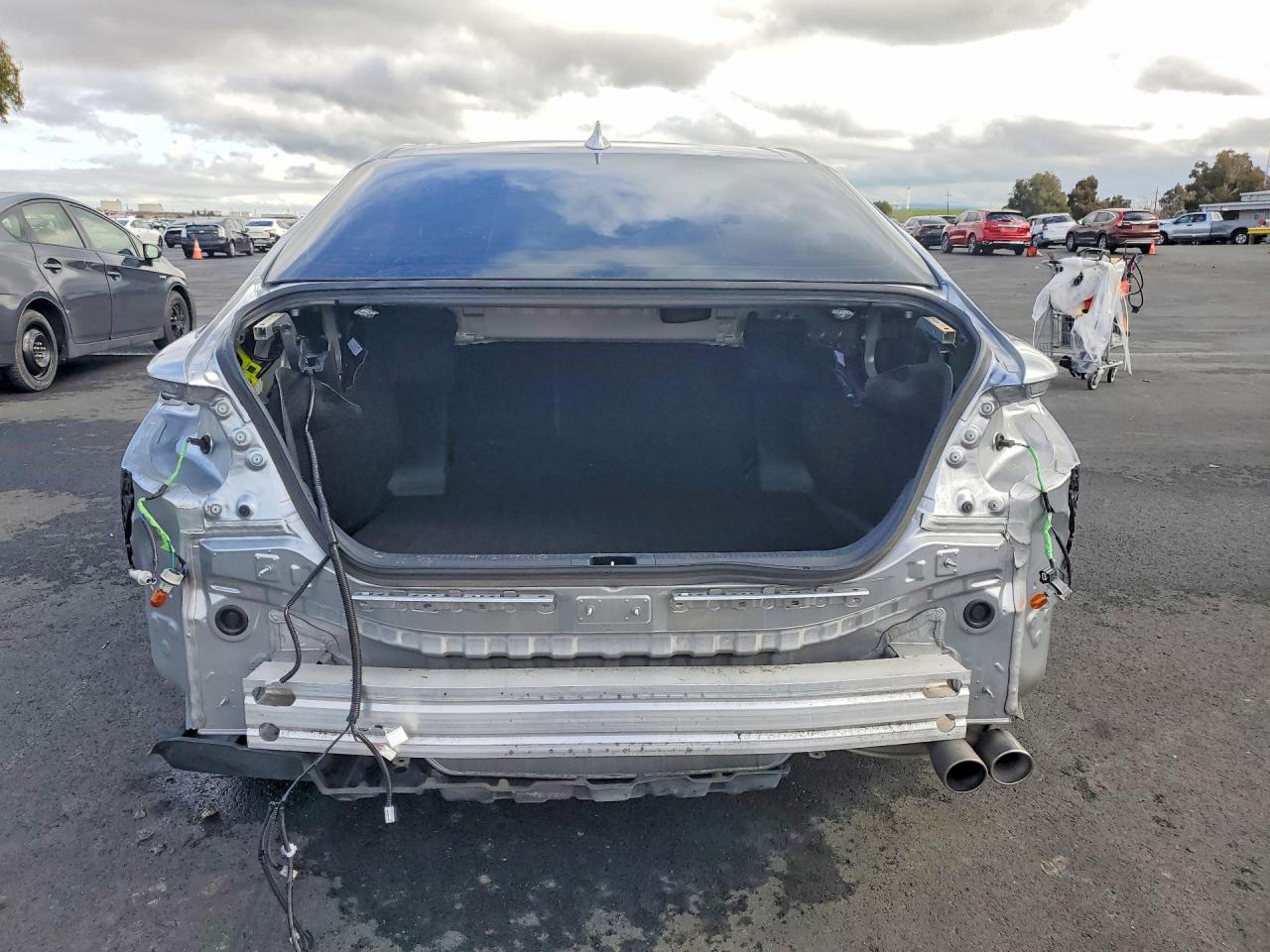 2024 TOYOTA CAMRY