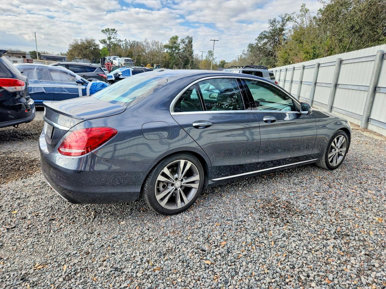 2016 MERCEDES-BENZ C-CLASS