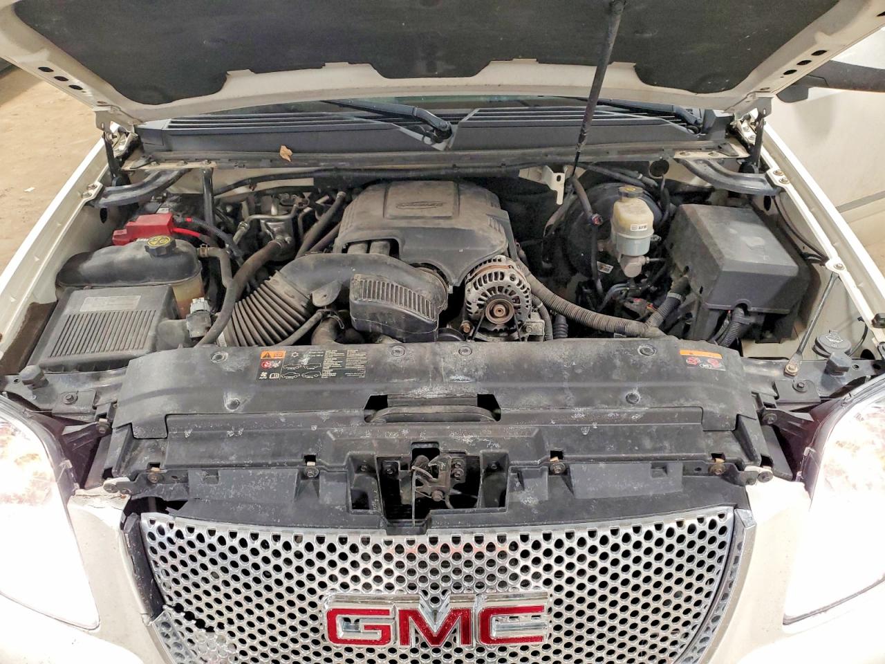 2012 GMC YUKON DENA