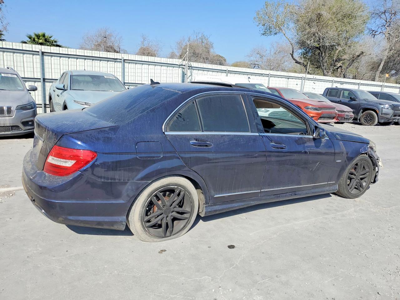 2012 MERCEDES-BENZ C-CLASS