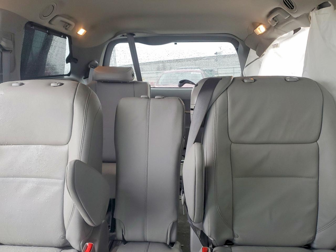 2017 TOYOTA SIENNA