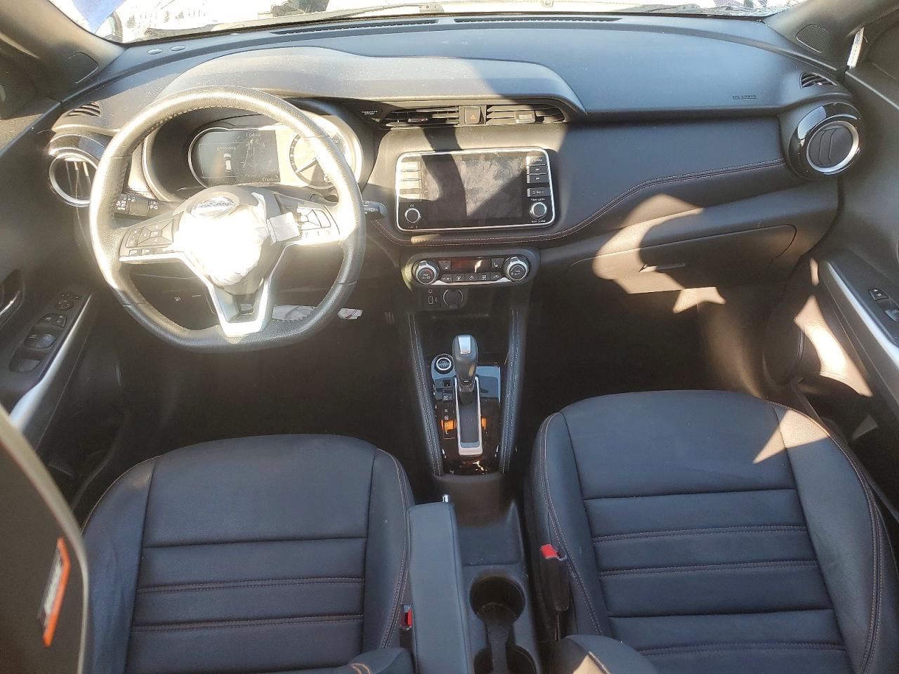 2019 NISSAN KICKS