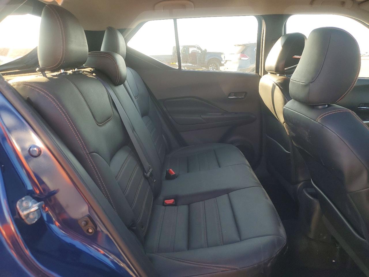 2019 NISSAN KICKS