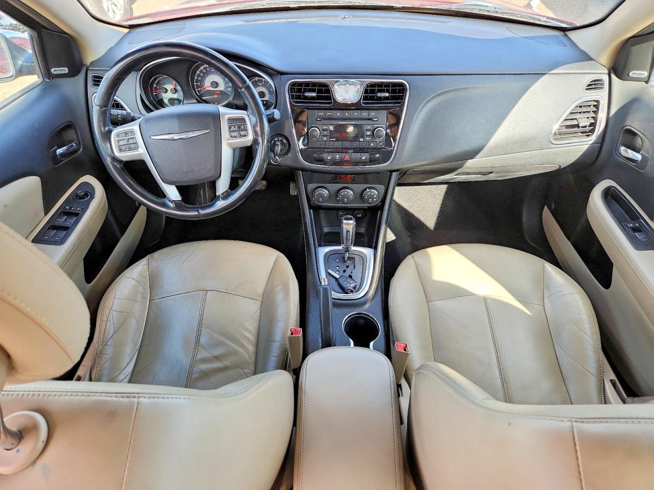 2013 CHRYSLER 200
