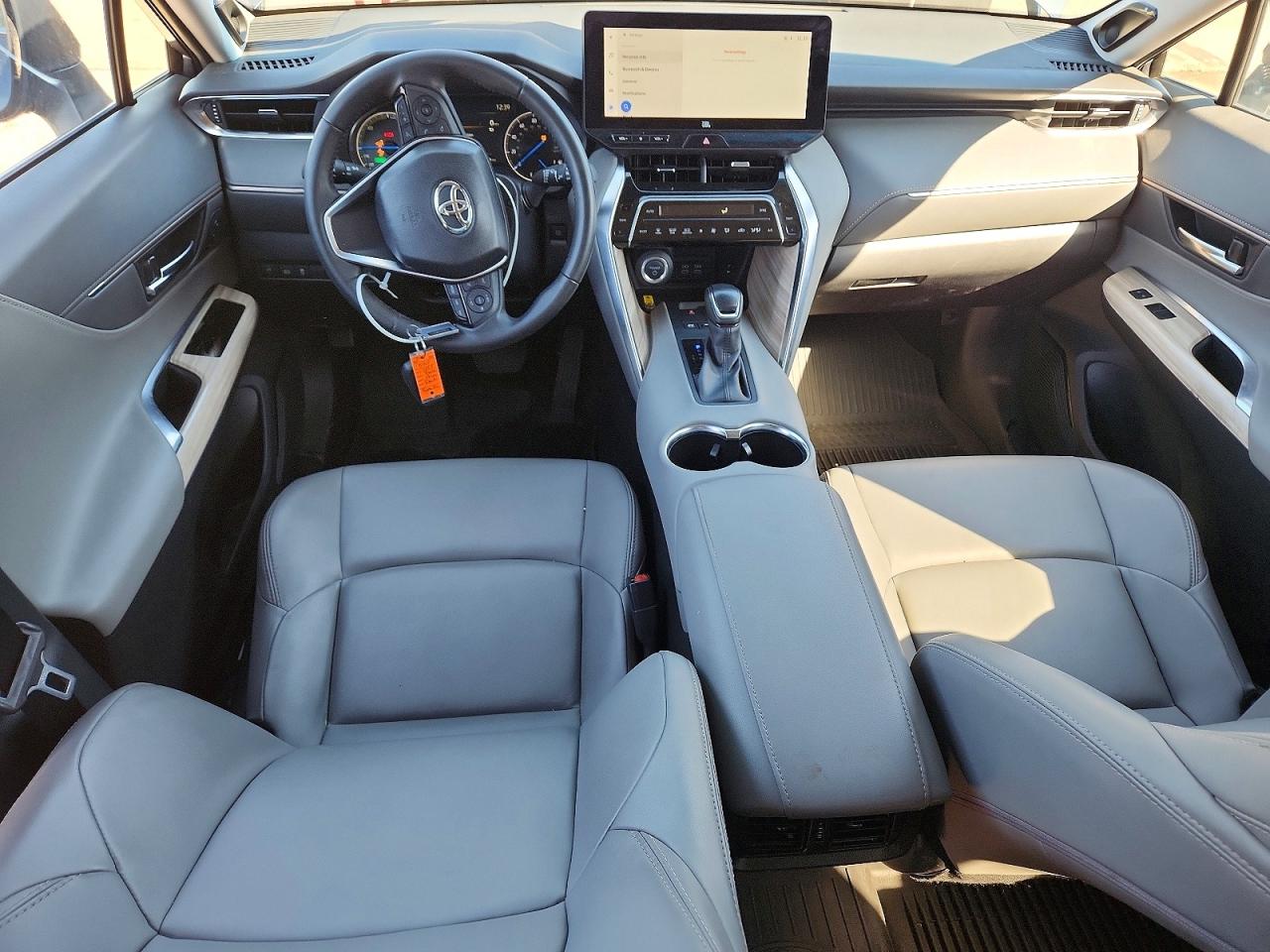 2024 TOYOTA VENZA